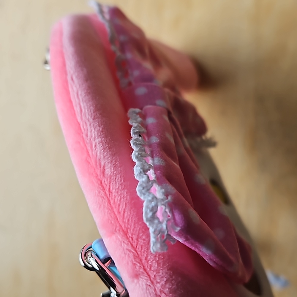 MY MELODY PLUSH WRISTLET - Picture 3 of 9